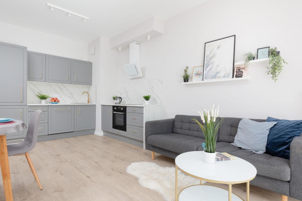 Modern Apartment With Balcony Warsaw Mokotow Aignera By Noclegi Renters Ngoại thất bức ảnh